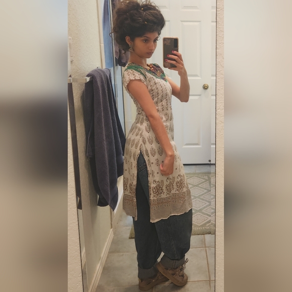 🤎 Meet your Posher, Megan :) - Picture 12 of 17